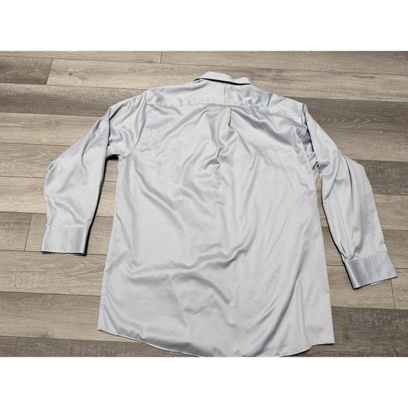 Michael Kors Men's Non-Iron Dress Shirt, 17 32/33, Light Blue, Long Sleeve - Picture 2 of 8
